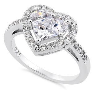 *SOLD!* Season of Giving Sale 🎁🎄❤